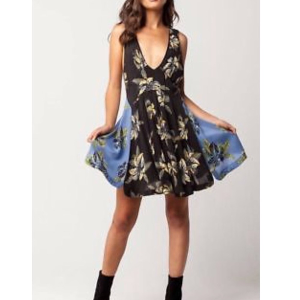 NWT New Free People Thought I Was Dreamin Mini Dress Rayon Black/Blue XS - Picture 3 of 6